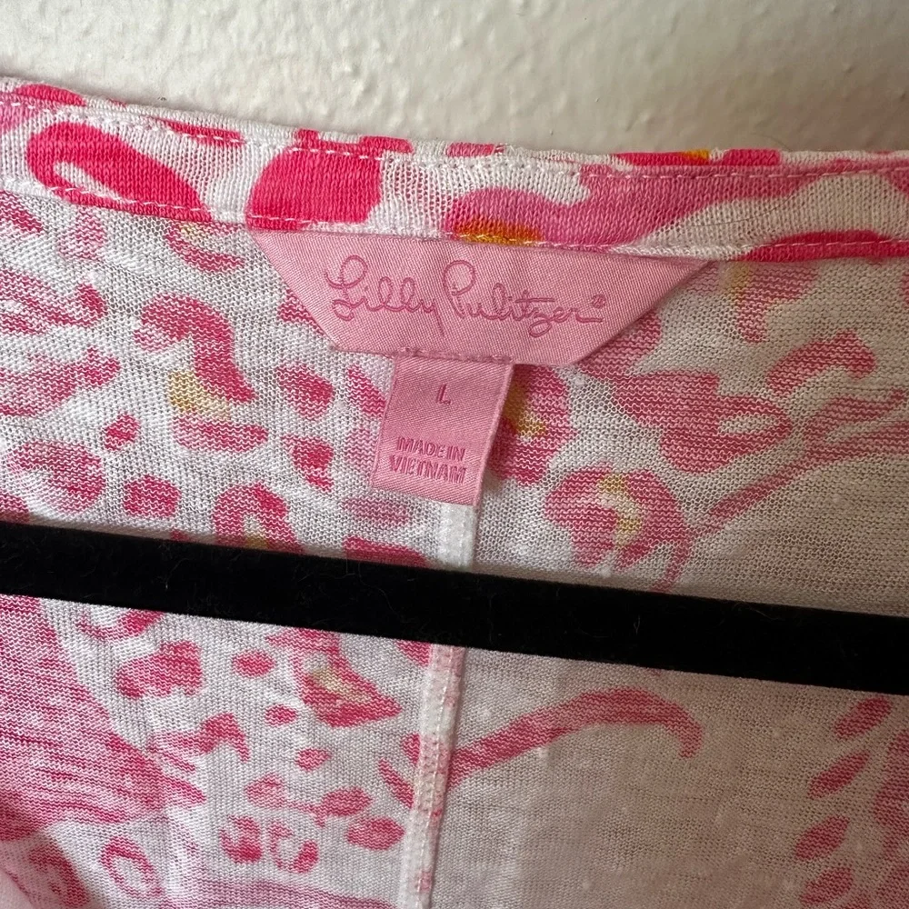 Lilly Pulitzer Duval Top in Hot Coral Trunk in Love - Picture 3 of 3